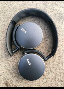 Akg Y500 premium headphones