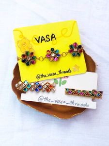 VASA Bracelet And Hair Clip Set
