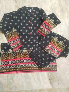 AKS Black And OFF White Printed Kurta Set
