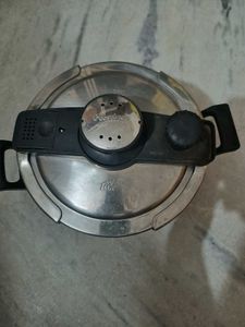 Prestige Pressure Cooker