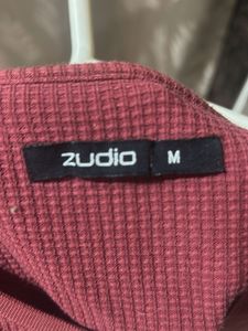 Red Regular Fit Tshirt From Zudio