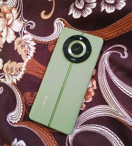 Realme And Samsung