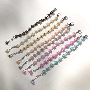 Daisy Beaded Necklace