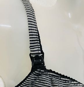H&amp;M Black Striped Bra Non Padded