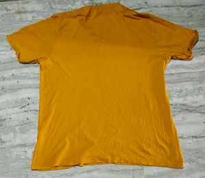 Roundneck Tshirt