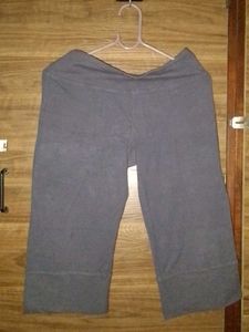 Gray Capri Yoga Pants