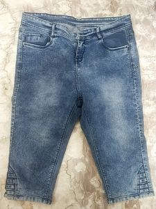 Denim Capri 30 Waist
