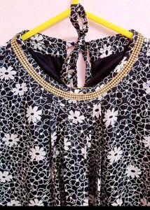 Floral Sleeveless Top