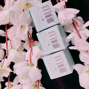 Estee Lauder Revitalizing Cream pack of 1