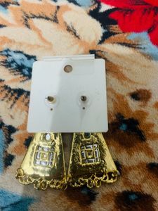 Dhwani Green Earrings