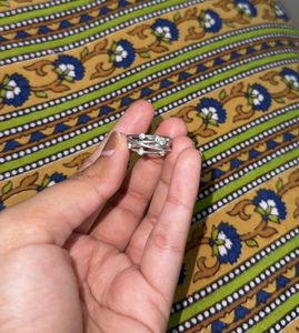 Beautiful 925 Silver Ring With Stones