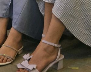 Bow Tie Sandals /Hells Of ZUDIO