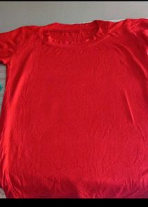 NEW NEVER USED STYLISH SOLID TSHIRT