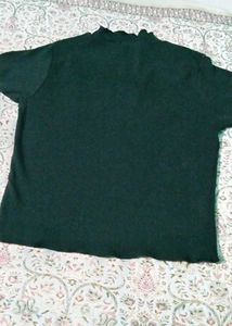 Black Crop Top