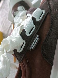 SOLETHREADS sneekers