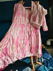 pink kurta set medium size