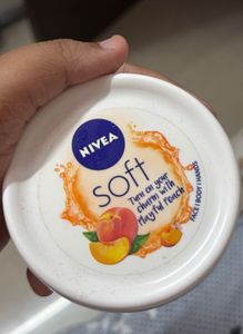 Face & Body Moisturiser
