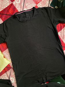T-Shirt Bundle: 3 Solid Color Crew Necks