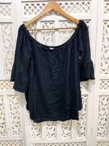 Black Off-Shoulder Top B