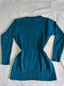 Sweetshirts or woolen top