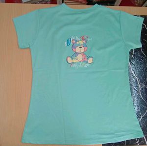 Women&#39;s &amp; Girls T-shirts