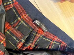 Zara Plaid Pants – Size XS
