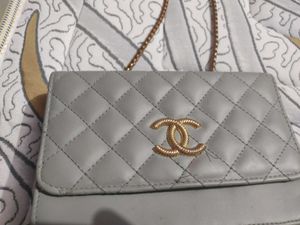 Elegant Quilted Shoulder Bag – Stylish &amp; Versatile