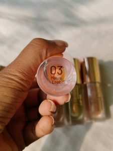 moist heist Lip Oil  - Swiss Beauty