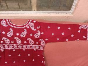 Gently Used Red &amp; White Lucknow Embroidered Kurti