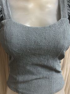 ruffle Sleeve crop Top