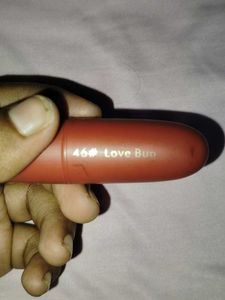 A Beautiful Pink Nude Shade With Best Gel Eyeliner