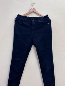 jet black Denim   Jeans in very good conditi