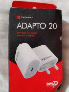 Portronics Adapto 20 Charger