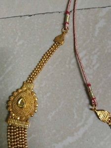 Elegant Gold Necklace