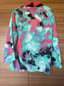 A Versatile Top That Goes With Any Bottom