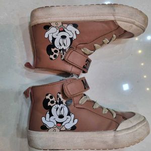 Kids Mickey Mouse Boots 🤎