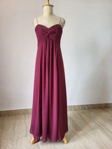 Elegant Burgundy Maxi Dress