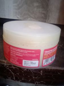 Stretch marks cream