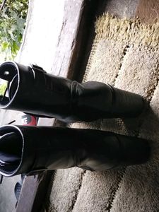 Black Boots