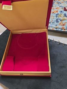 Red Velvet Necklace Empty Box