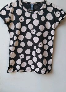 Black And White Top