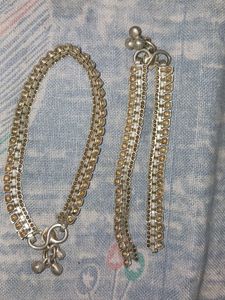 Anklet