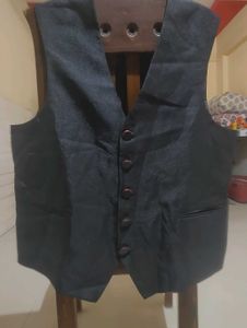 3 piece court with shirt