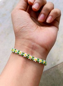 Daisy💮 Beaded Bracelet (Women)