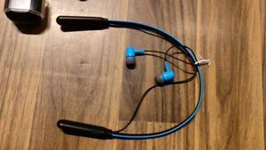 Mixed Lot of Headphones