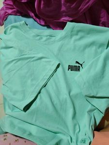 3 Woman Tshirts