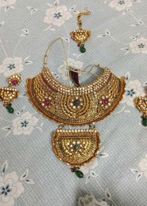 Elegant Jewelry Set