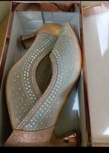 Women Embellished Diamond Heels for Bridal/Wedding