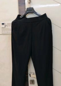 Awesome black office n active wear pant very comfo