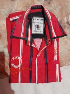 Combo For Palak Gupta . It Include White Shirt + Red Shirt + Black Jeans + Golden T-shirt. Items For Kids Aged 8-11.